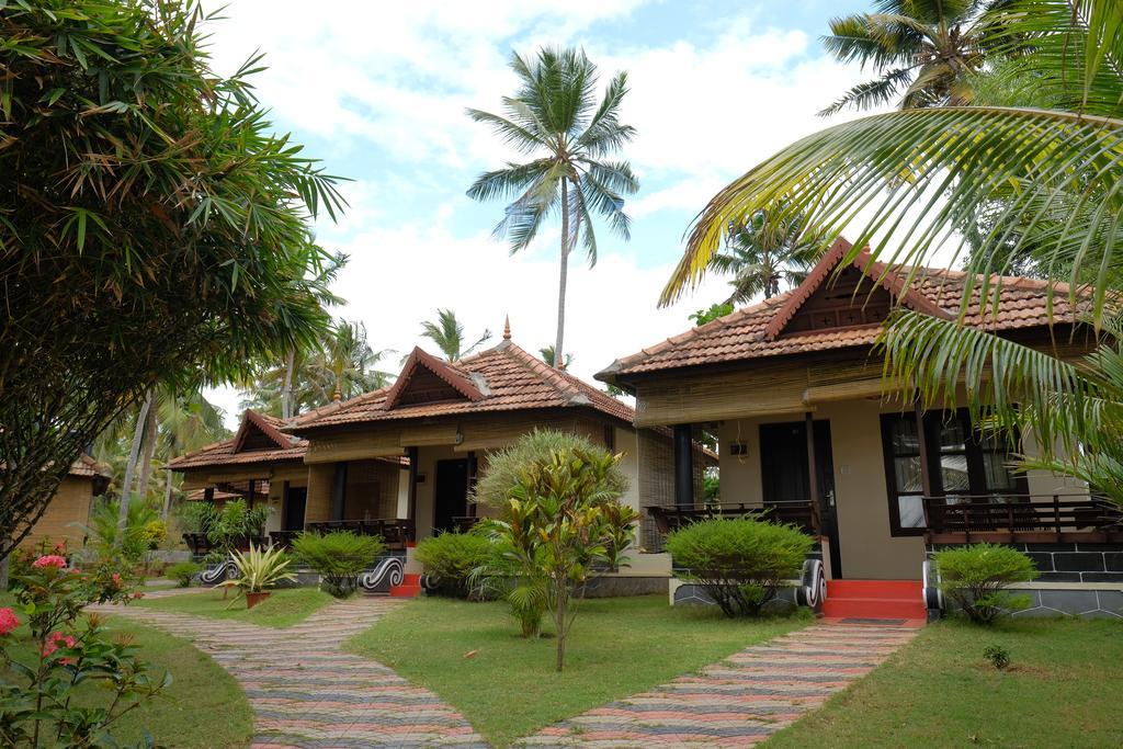 Maadathil Cottages Varkala Exterior photo